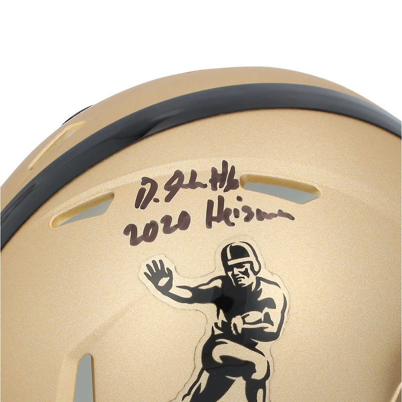 Casque Riddell Gold Heisman Speed ​​Mini autographié par DeVonta Smith Alabama Crimson Tide avec inscription « 2020 Heisman »