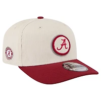 Casquette ajustable New Era Alabama Crimson Tide Loyal en velours côtelé 9SEVENTY pour homme, couleur crème/cramoisi
