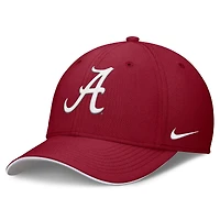 Casquette Nike Crimson Alabama Tide 2026 Dugout Coaches Dri-FIT Rise Swoosh Flex pour homme