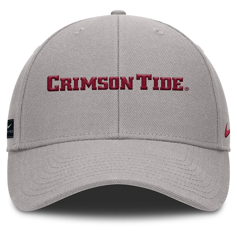 Casquette ajustable Nike grise Alabama Crimson Tide 2025 On-Field Rise Performance pour homme