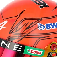 Casque à l'échelle 1:2 autographié par Esteban Ocon de l'écurie BWT Alpine F1 Team, Grand Prix de Monaco 2023