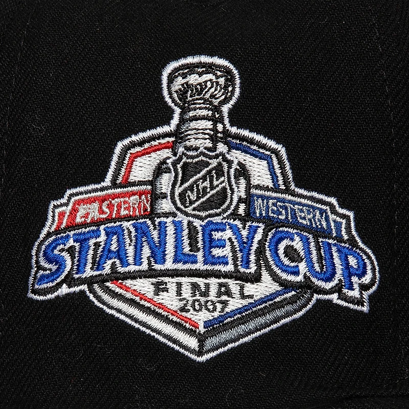 Casquette Snapback noire Mitchell & Ness Anaheim Ducks Core Top Spot pour hommes