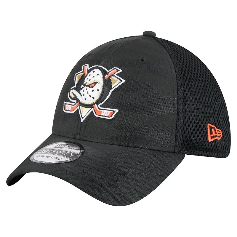Men's New Era Black Anaheim Ducks Active Subtle Camo 39THIRTY Flex Hat