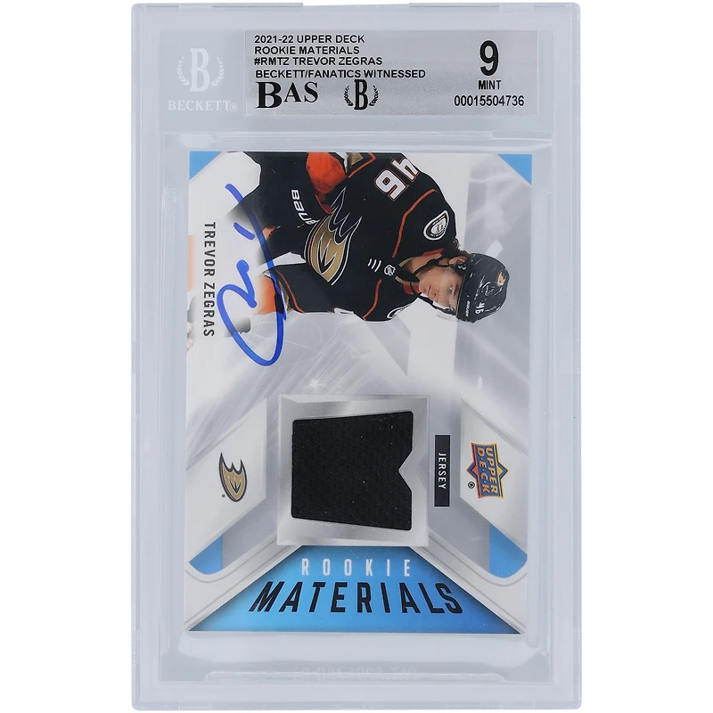 Carte recrue 9/10 authentifiée 2021-22 Upper Deck Series 2 Black Relic #RM-TZ signée Trevor Zegras par les Anaheim Ducks