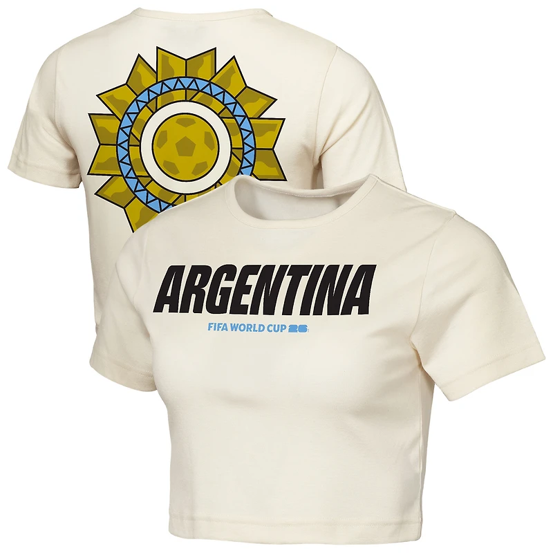 T-shirt court Outerstuff Natural Argentine Coupe du Monde FIFA 2026 Elote Squad pour femmes