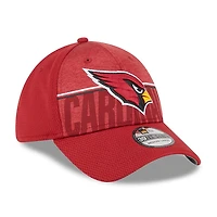 Casquette Flex Fit New Era Cardinal Arizona Cardinals 2023 NFL Training Camp 39THIRTY pour homme