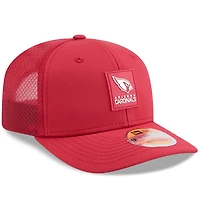 Casquette ajustable New Era Cardinal Arizona Cardinals 2025 Sideline 9SEVENTY Trucker pour homme