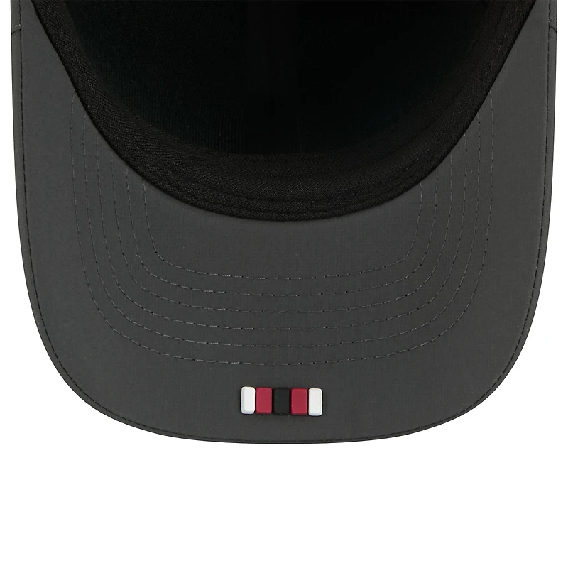 Casquette ajustable 9FORTY M-Crown 2025 Sideline pour homme New Era, couleur charbon, Arizona Cardinals