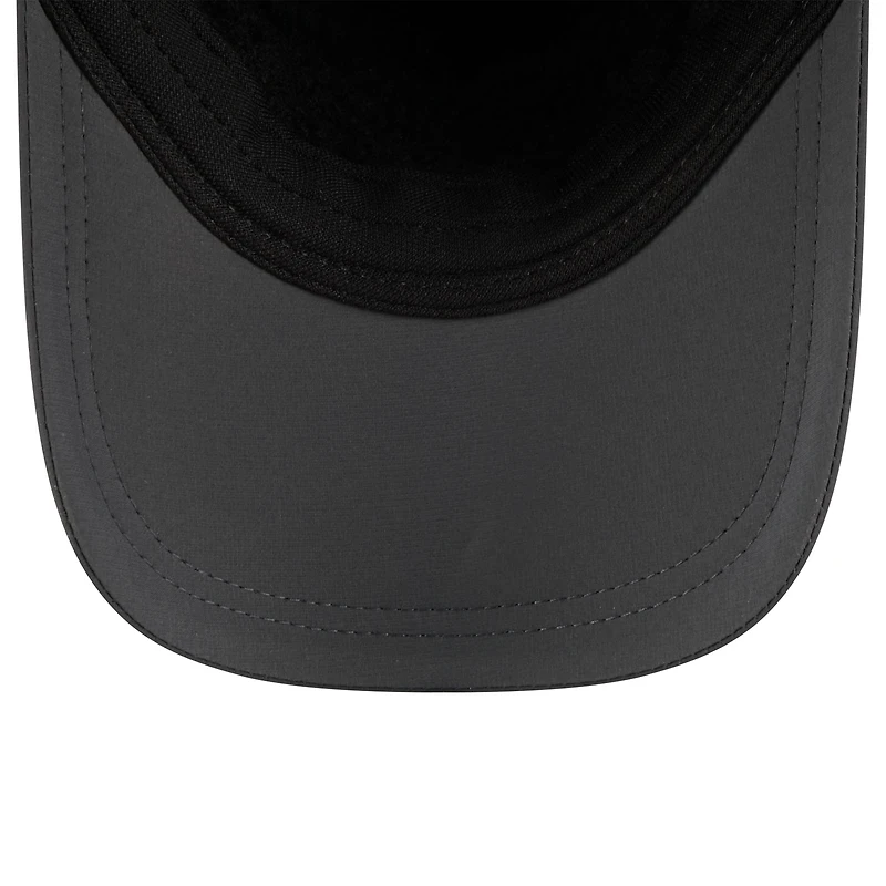 Casquette ajustable à oreilles de chien Sideline Runner 2025 des Cardinals de l'Arizona pour homme New Era, couleur anthracite