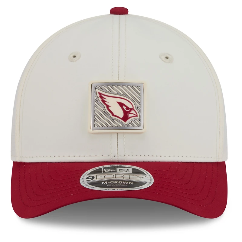 Casquette ajustable New Era crème/cardinal Arizona Cardinals 2026 NFL Training Camp 9FORTY pour homme
