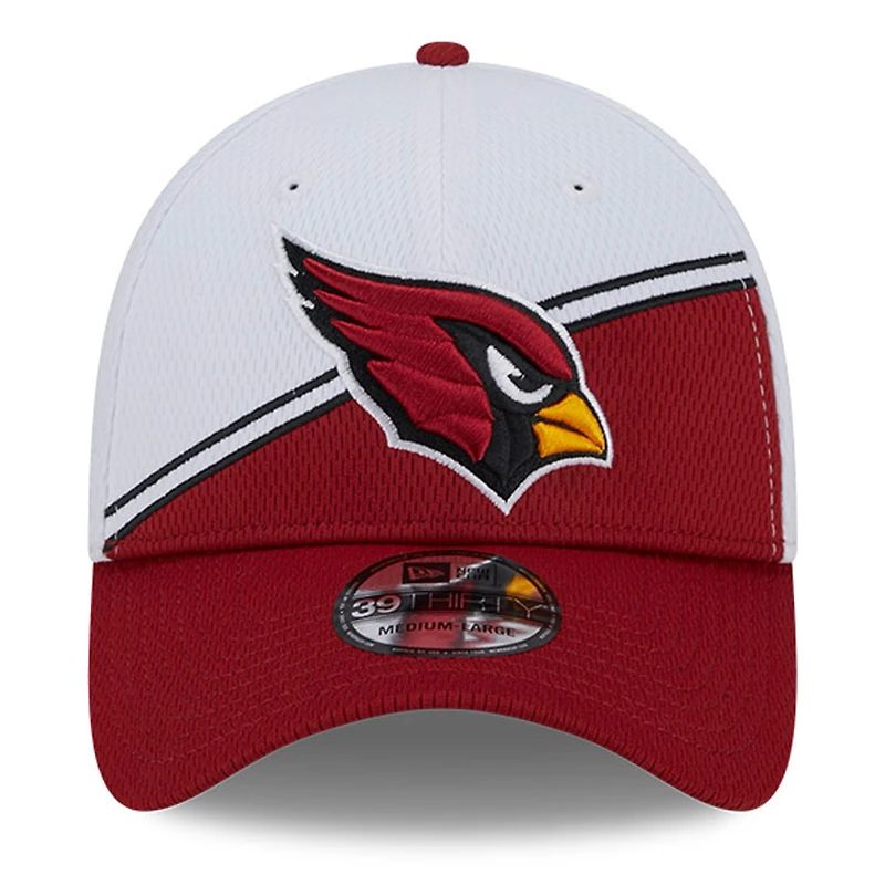Casquette Flex Line 39THIRTY Sideline 2023 pour homme New Era, blanc/Cardinal Arizona Cardinals