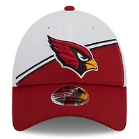 Casquette ajustable 9FORTY Sideline 2023 Sideline 9FORTY New Era pour homme, blanc/Cardinal Arizona Cardinals