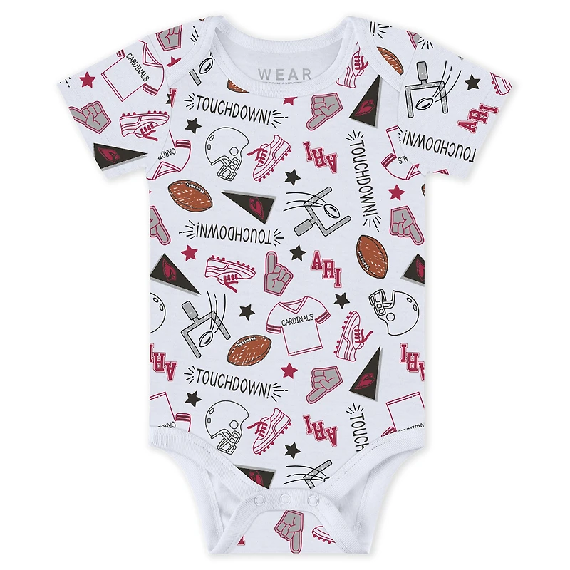 Vêtements pour nouveau-nés et nourrissons par Erin Andrews Ensemble de body pantalon trois pièces Arizona Cardinals Turn Me Around