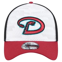 Men's New Era Black/Red Arizona Diamondbacks 2025 MLB Clubhouse 39THIRTY Flex Hat