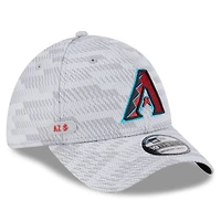 Men's New Era Gray Arizona Diamondbacks 2025 MLB Clubhouse 39THIRTY Flex Hat