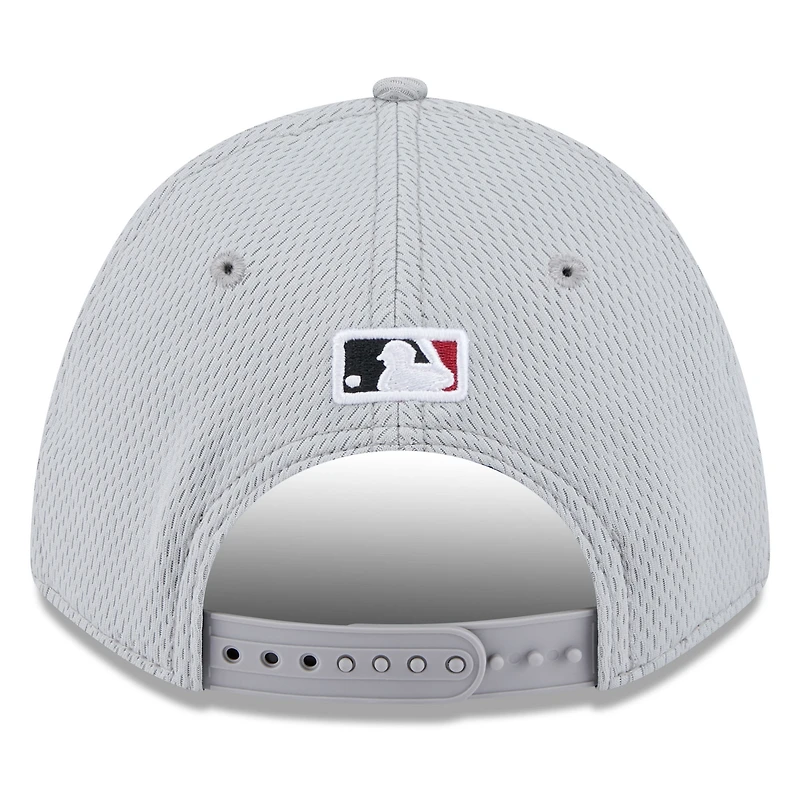 Casquette ajustable MLB Clubhouse 9FORTY M-Crown 2025 des Arizona Diamondbacks de New Era pour homme