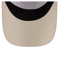 Casquette trucker ajustable New Era Arizona Diamondbacks beige clair pour femme, modèle 9FORTY M-Crown A-Frame, avec écusson ton sur ton et logo M-Crown.