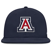 Casquette ajustée True Performance On-Field Dugout Nike bleu marine pour homme des Arizona Wildcats