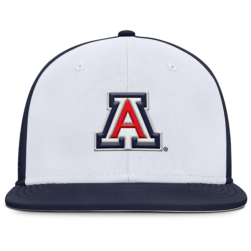 Casquette Nike True Performance pour homme, blanche/bleu marine, Arizona Wildcats On-Field Dugout