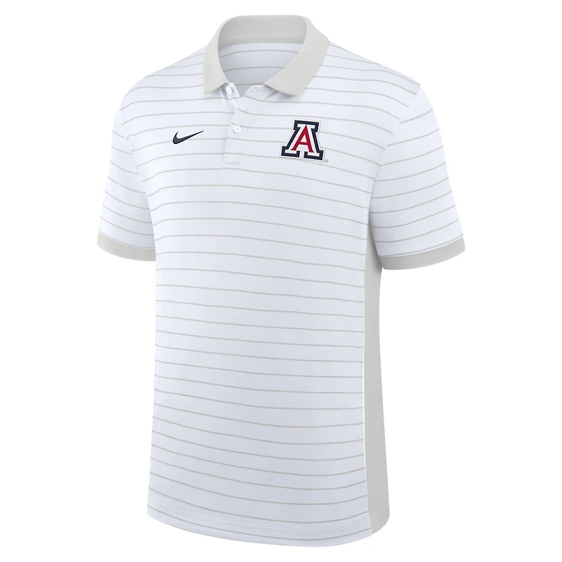Polo Nike blanc Dri-FIT pour homme, coupe début de saison 2025, Arizona Wildcats, avec rayures Victory Sideline