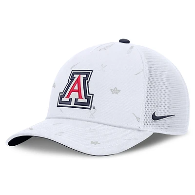 Casquette unisexe Nike blanche Arizona Wildcats Country Club Golfin' Rise Trucker ajustable