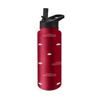 Bouteille de 1 litre (34 oz) Logo Brands Arkansas Razorbacks Steep and Repeat Quencher