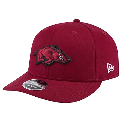 Casquette Snapback 9FIFTY Low Profile New Era Cardinal Arkansas Razorbacks pour homme