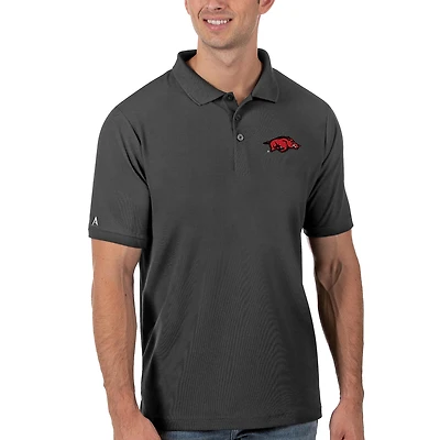 Polo piqué Legacy Antigua Anthracite Arkansas Razorbacks pour homme