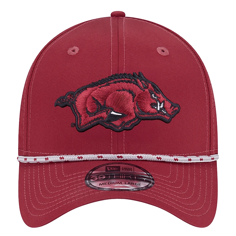 Men's New Era  Cardinal Arkansas Razorbacks Rope 39THIRTY Flex Hat