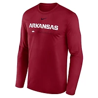 T-shirt à manches longues Nike Cardinal Arkansas Razorbacks 2025 Courtside Basketball Shootaround Dri-FIT pour homme