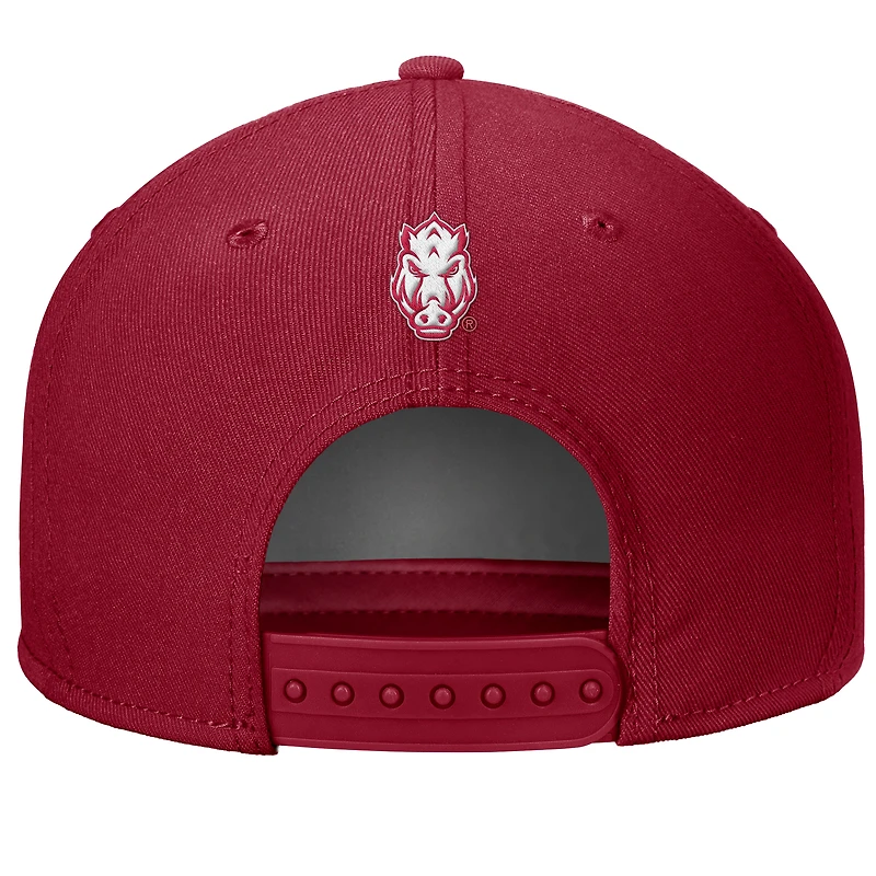 Casquette ajustable Nike Cardinal Arkansas Razorbacks Rise pour homme