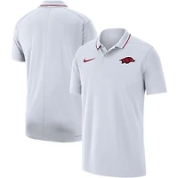 Polo performance entraîneurs Nike Arkansas Razorbacks 2023 pour homme - Blanc