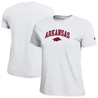 T-shirt blanc avec logo arqué des Arkansas Razorbacks, championne féminine