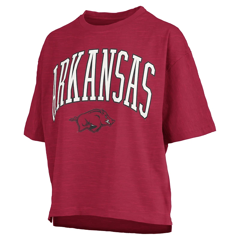 T-shirt surdimensionné à la taille avec logo Arch Pressbox Cardinal Arkansas Razorbacks pour femme