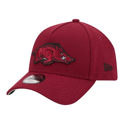 Casquette ajustable New Era Cardinal Arkansas Razorbacks 9FORTY pour jeunes
