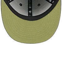 Casquette à visière plate 9FIFTY Athletics 2024 Armed Forces Day de New Era pour homme