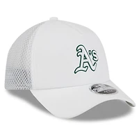 Men's New Era Athletics 2026 Batting Practice Apex 9FORTY Adjustable Trucker Hat