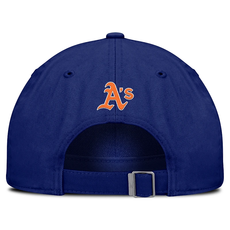 Casquette ajustable Nike Athletics Club bleu royal profond pour homme