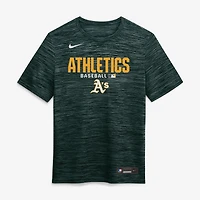 T-shirt Nike Athletics Authentic Collection Velocity Dri-FIT pour homme, vert