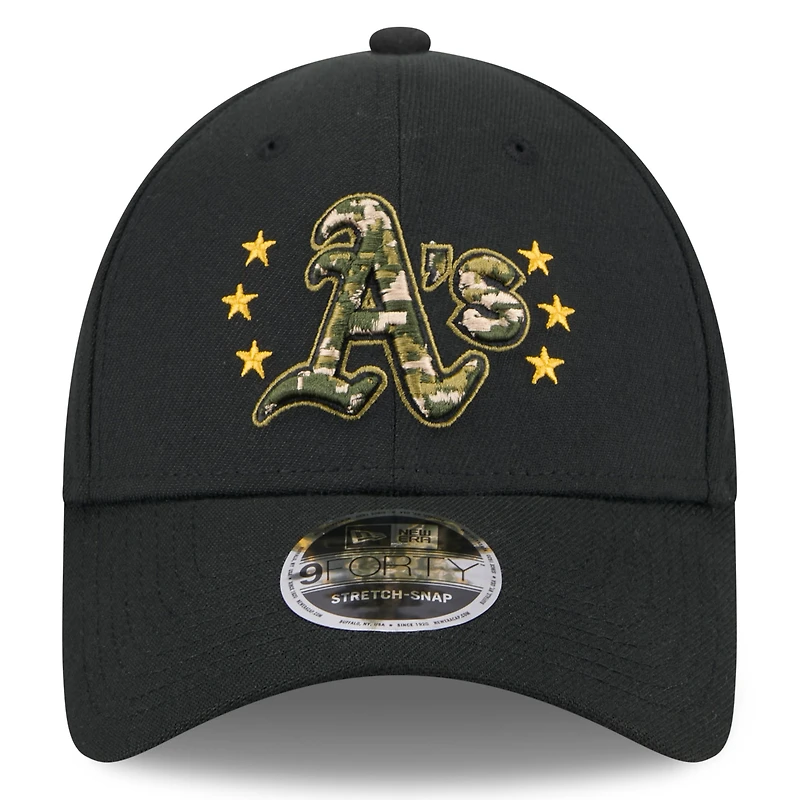 Casquette ajustable 9FORTY Athletics 2024 Armed Forces Day de New Era pour jeunes