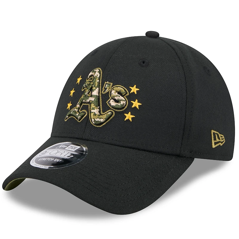 Casquette ajustable 9FORTY Athletics 2024 Armed Forces Day de New Era pour jeunes