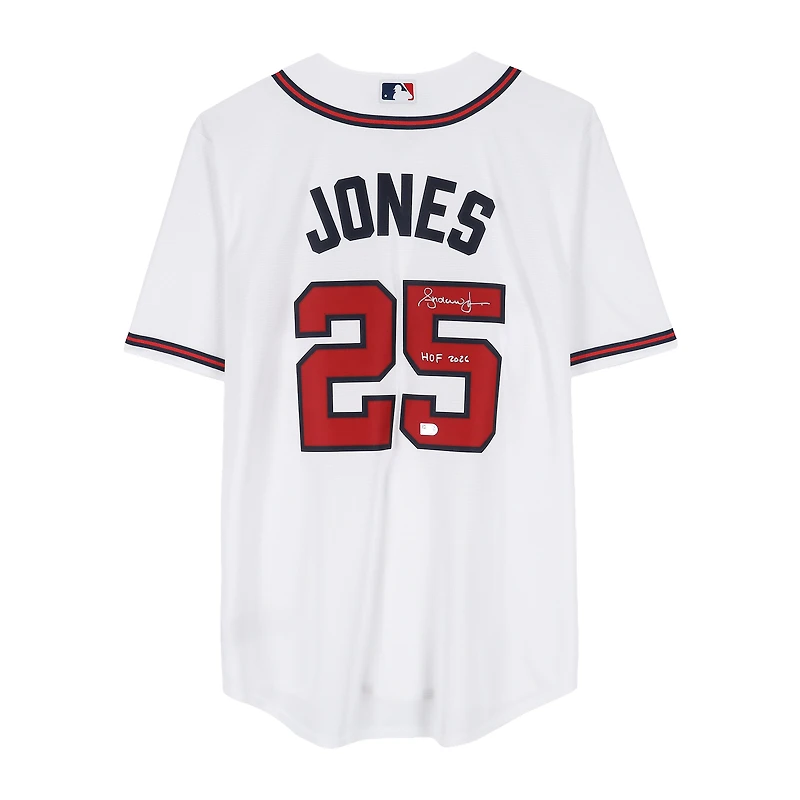 Maillot réplique blanc Nike autographié par Andruw Jones des Braves d'Atlanta avec inscription « HOF 2026 »