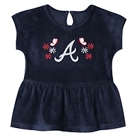 Ensemble T-shirt et short Outerstuff bleu marine Atlanta Braves Hop Base Fashion pour petites filles
