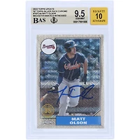 Matt Olson Atlanta Braves Autographié 2022 Topps Mise à jour '87 Topps Silver Pack Chrome # T87C-40 Beckett Fanatics Witnessed Authenticated 9.5/10 Card