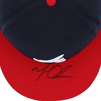 Casquette New Era rouge et bleu marine dédicacée par Matt Olson des Atlanta Braves