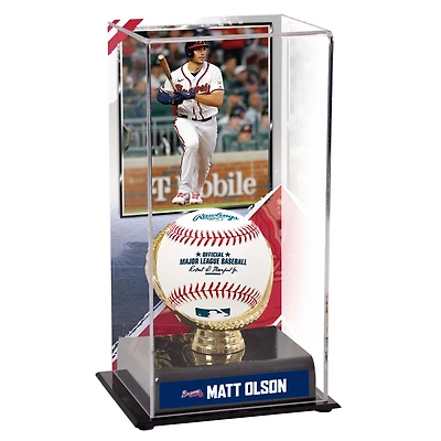 Vitrine de présentation des gants dorés des Braves d'Atlanta de Matt Olson avec image