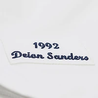 Maillot authentique Mitchell & Ness Deion Sanders blanc pour homme des Braves d'Atlanta, collection Cooperstown 1992