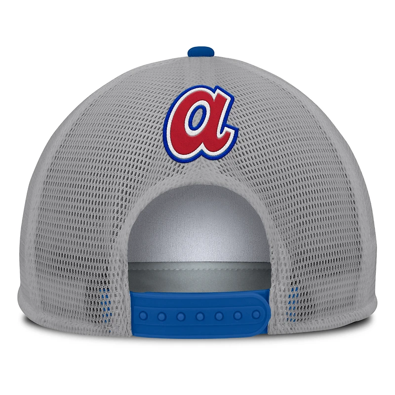 Casquette ajustable en mousse à écusson avant pour homme Fanatics des Braves d'Atlanta, gris/blanc