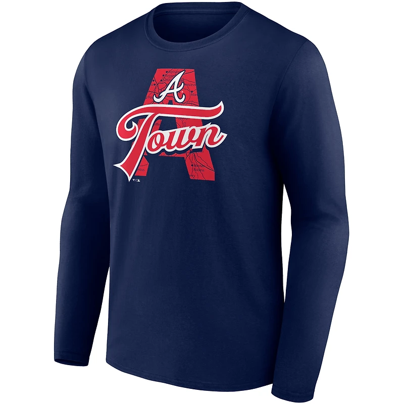 T-shirt à manches longues pour hommes Fanatics Navy Atlanta Braves A-Town Hometown Collection