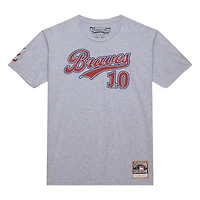 T-shirt de joueur la collection Cooperstown des Braves d'Atlanta gris chiné Mitchell & Ness Chipper Jones pour hommes
